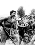 Elevi la muca patriotica Foto Fototeca Azopan (1) jpg