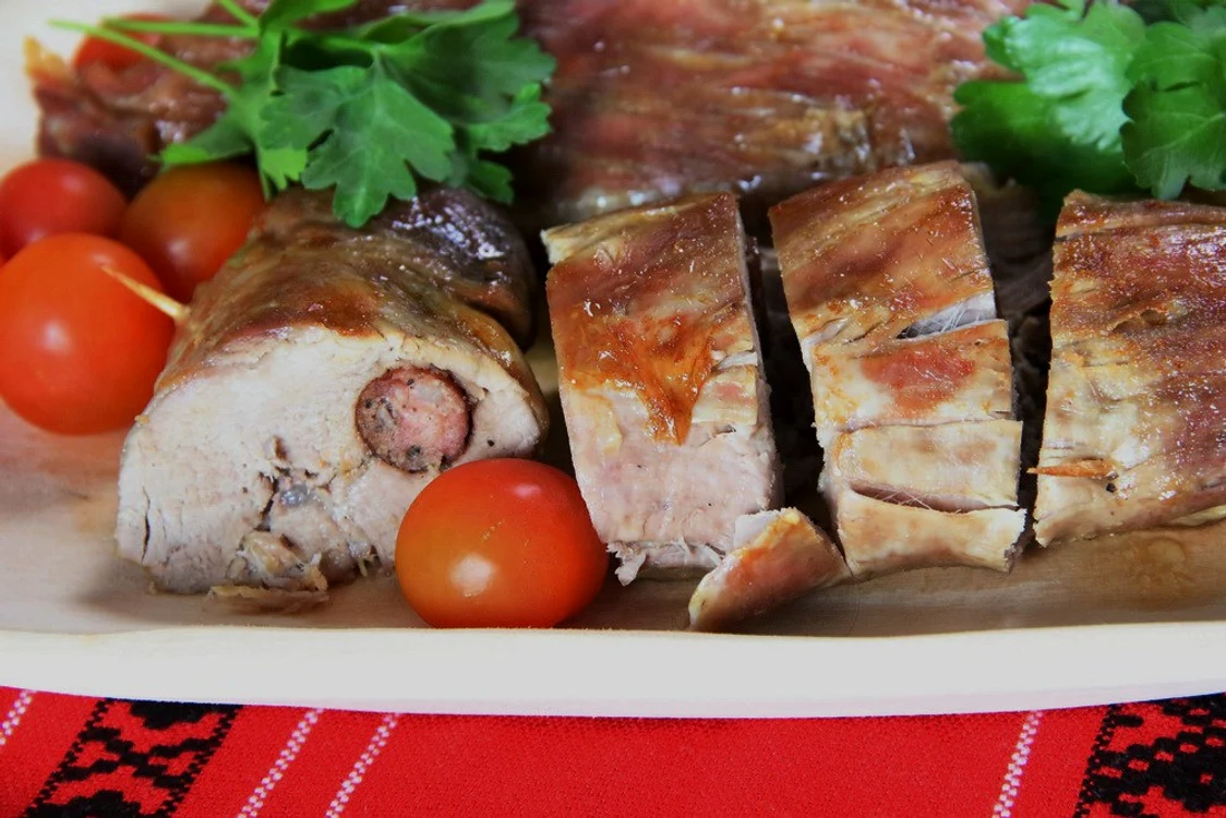Muşchiuleţ de porc umplut