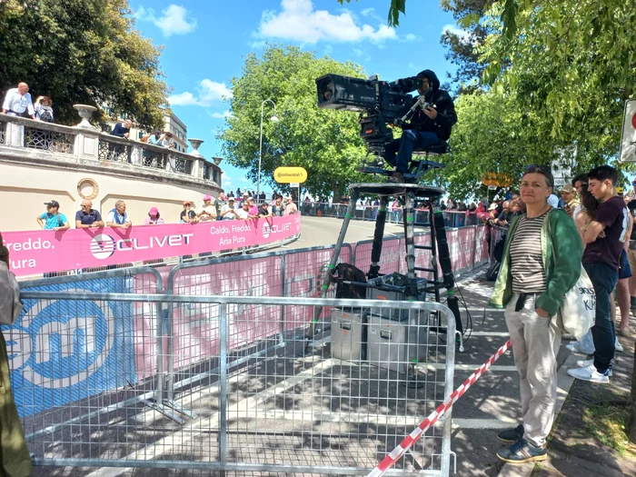 Cameraman la Turul Italiei FOTO Ioan Buciumar