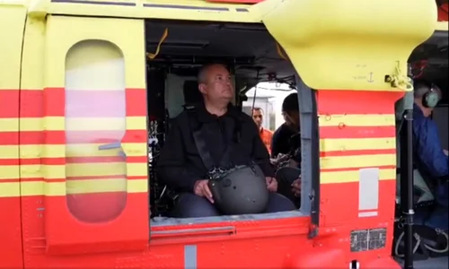 nicolae ciuca in elicopter jpg