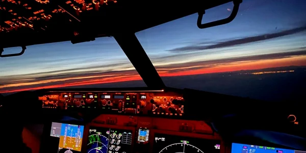 boeing 737-8 max Foto blue air
