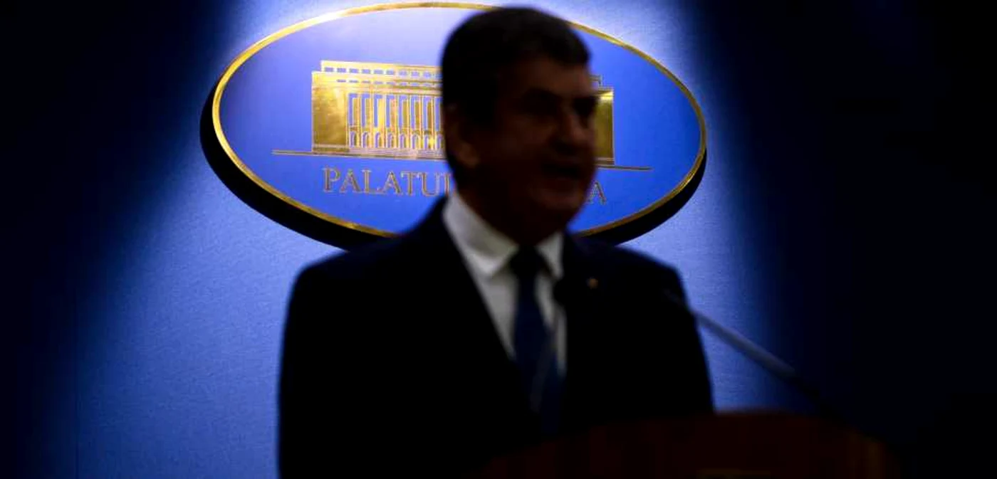 Gabriel Oprea unsharf palatul victoria foto MEDIAFAX