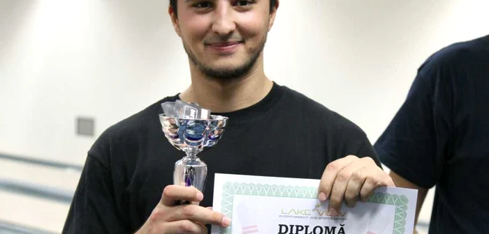 Mihai Ciobanu a câştigat premiul III şi 20 de ore la bowling