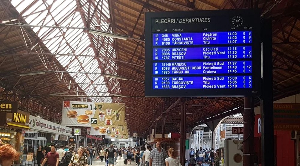 Trenuri întârziate la sosirea, dar și la plecarea din Gara de Nord. Motivele invocate de CFR Călători