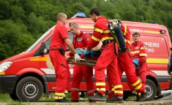 Echipajele SMURD s-au prezentat la faţa locului