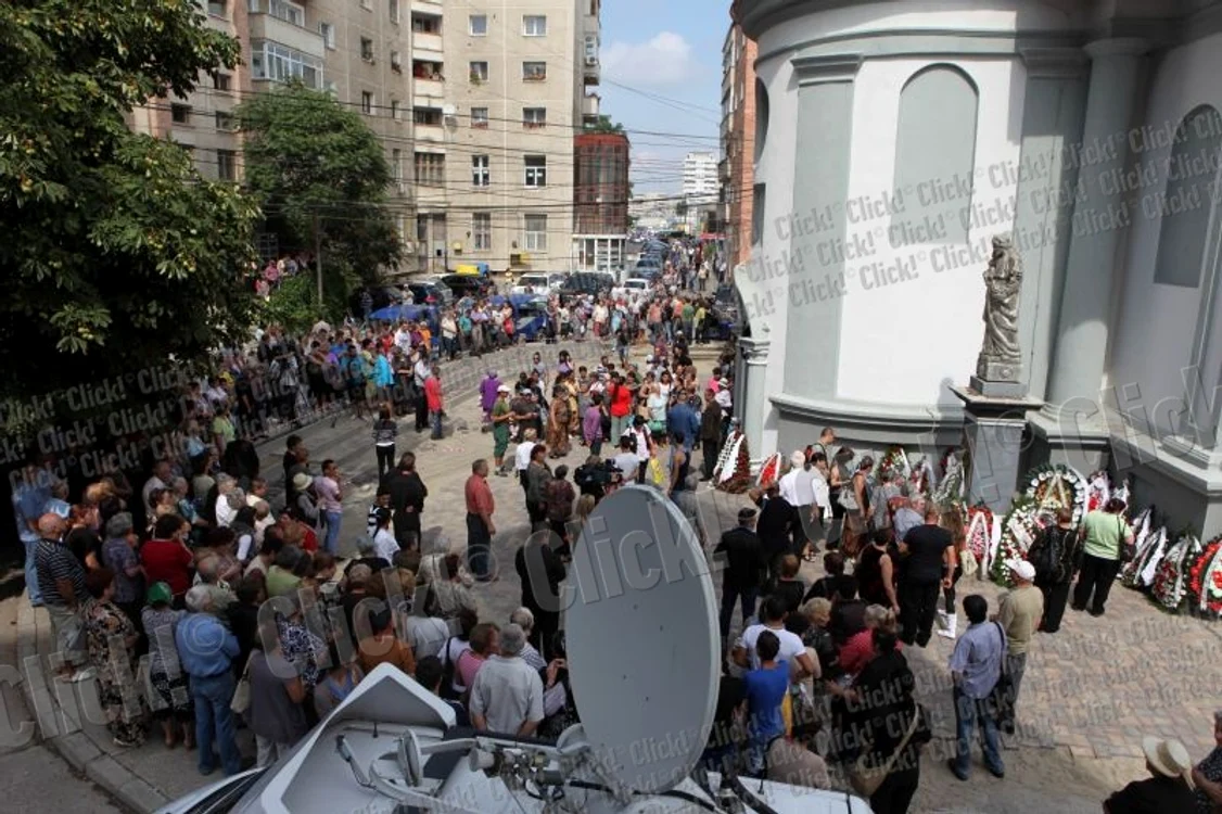Inmormantarea Vioricai Bulai (Foto: Roberto Sălceanu )