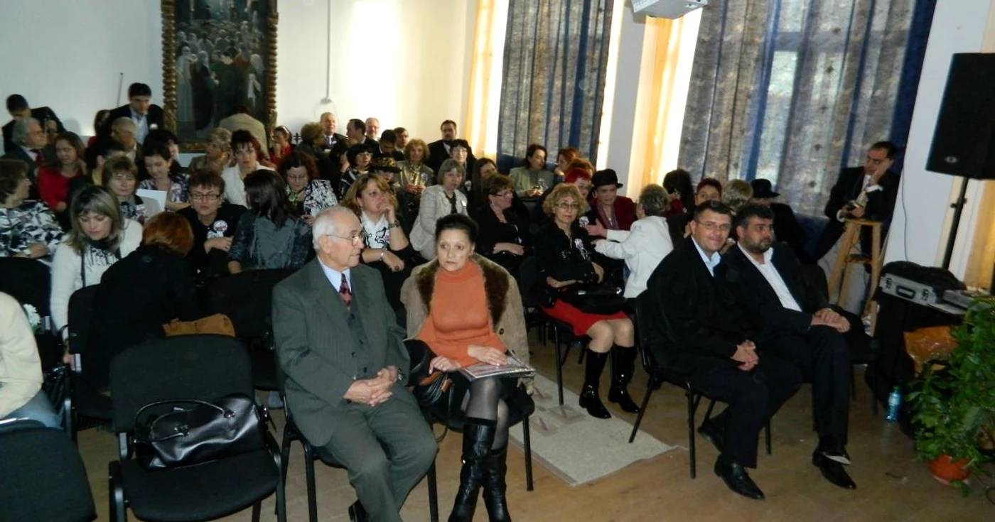 Sala de festivităţi a Liceului de Artă a fost inaugurată joi
