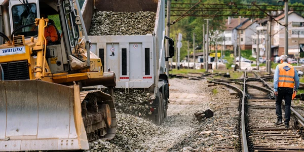 Calea ferată Simeria Petroșani  Foto CFR Infrastructură Timișoara (3) jpg