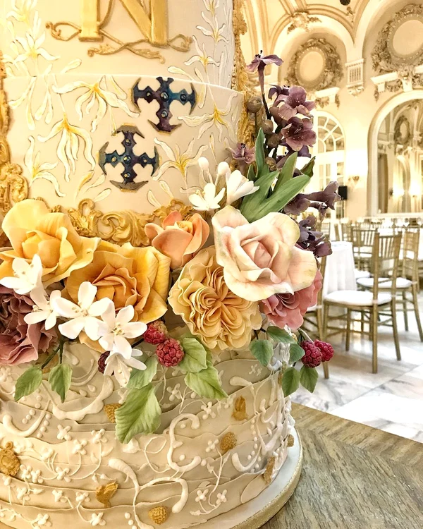 Alina Maria de Roumanie și fostul Principe Nicolae au avut la nuntă un tort imensFoto Instagram