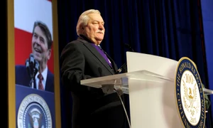 Să vedem cît valorează NATO interviu cu Lech WALESA jpeg