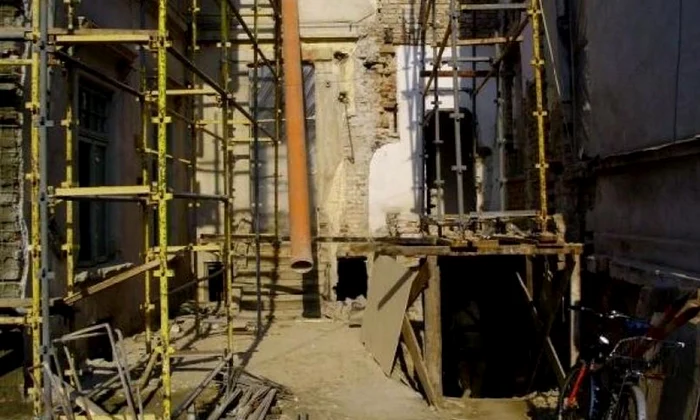 Descoperire arheologică: schelet din secolul XVI într o casă bântuită jpeg