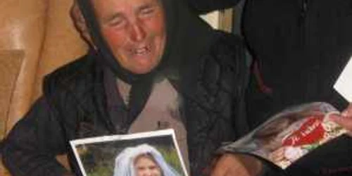 Bunica fetiţei spune că a crezut că soluţia cu care a uns-o o va vindeca, nu omorî pe nepoata ei