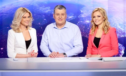 Andreea Marinescu (stânga), Mihai Dedu şi Lavinia Petrea fac echipă la ştirile matinale de la Pro Tv  jpeg