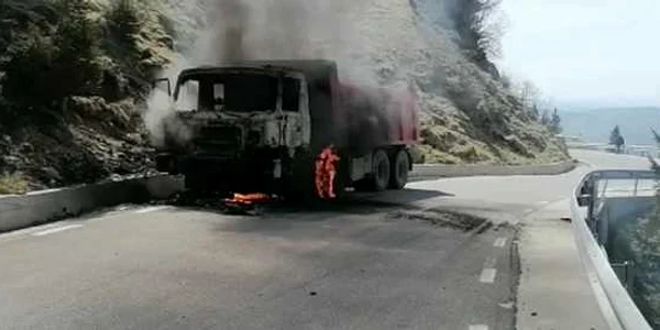 incendiu autobasculanta