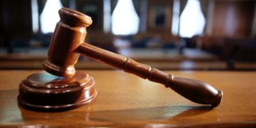 Bacău: Şeful de post din comuna Odobeşti acuzat de lovirea unui localnic