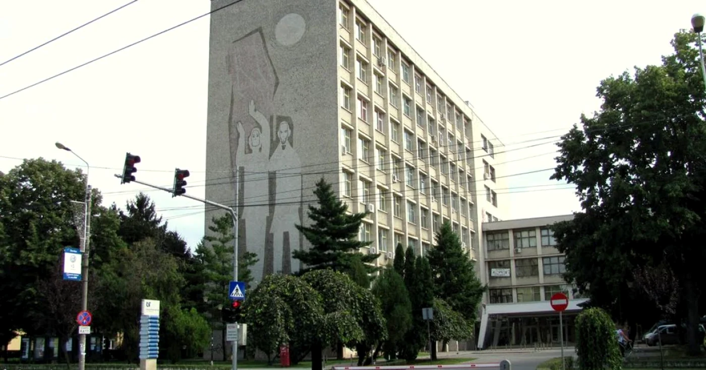 Universitatea de Vest are 11 facultăţi şi mai mult de 70 de specializări