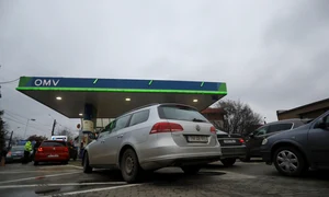 Benzinărie - combustibil - benzina = motorina FOTO Mediafax 
