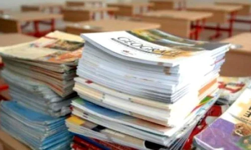 Manuale școlare sau interese financiare? jpeg