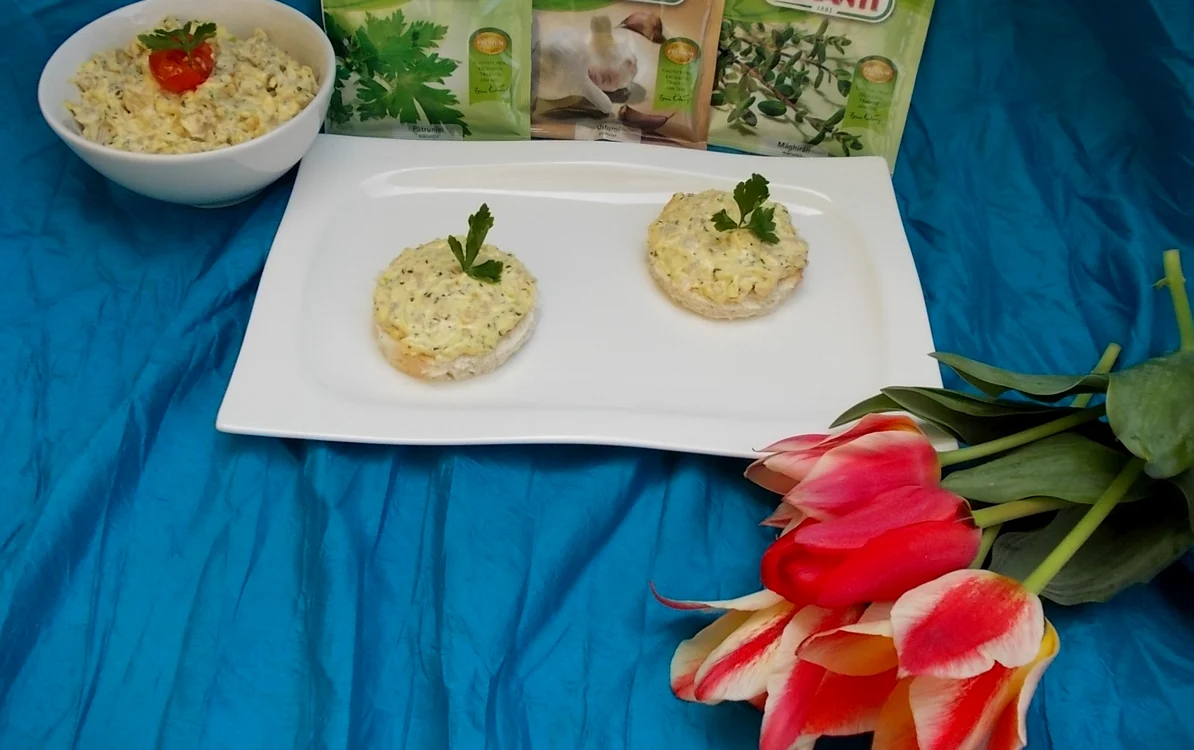 Salată de ciuperci