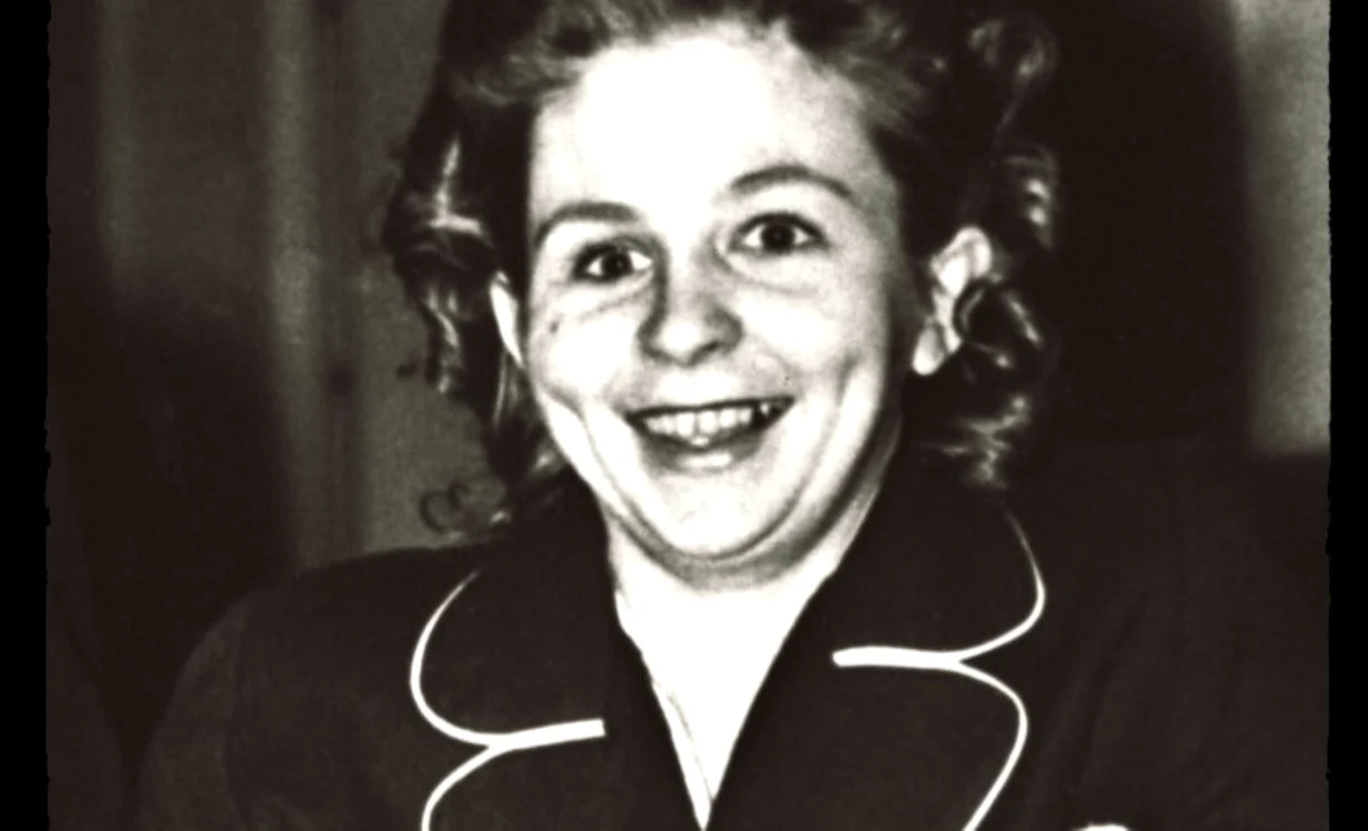 Betty Lou Oliver a căzut cu liftul de la etajul 75 și a supraviețuit / foto: captură video