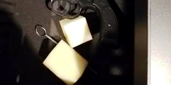 pistol droguri