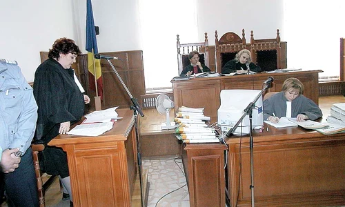 Magistraţii sunt  nemulţumiţi de salarii jpeg