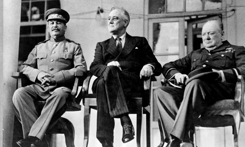 „Al Doilea Front” și miturile acestuia jpeg