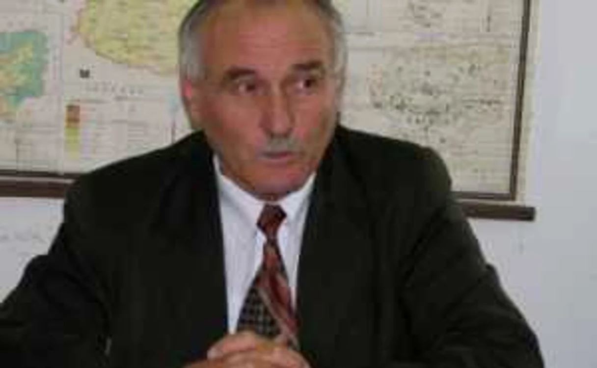 Bistriţa: Profesorii bistriţeni pichetează marţi Instituţia Prefectului