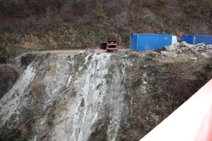 Captură de ţigări pe viaduct 