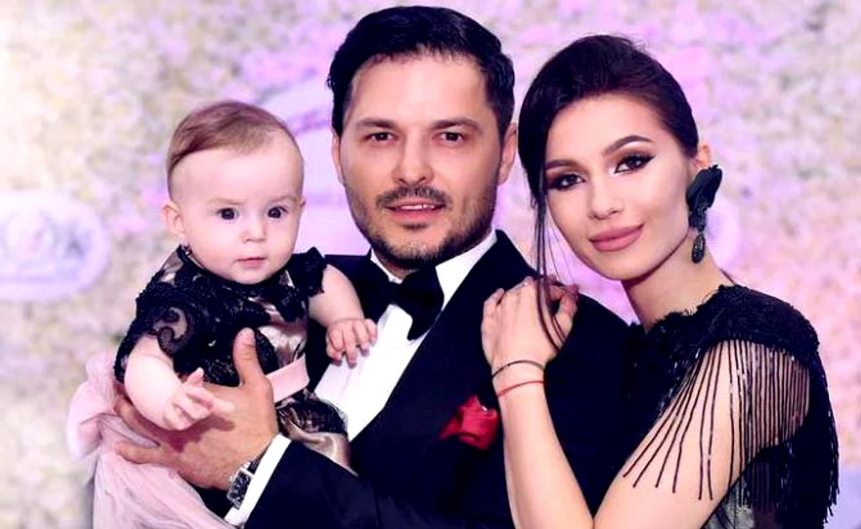 
    Liviu Vârciu, Anda Călin și micuța Anastasiafoto: Facebook  