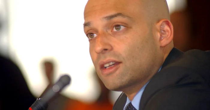James Appathurai crede că în Republica Moldova este
nevoie de o informare publică referitor la ceea ce reprezintă NATO,
pentru că se creează senzaţia că există o un anumit grad de
neînţelegere FOTO: nato.int