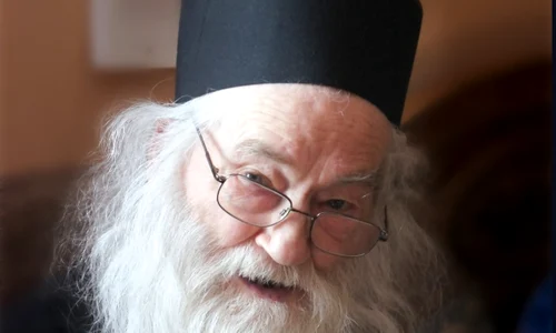 Părintele Iustin Pârvu a fost coleg de detenţie cu Ilie Lăcătuşu jpeg