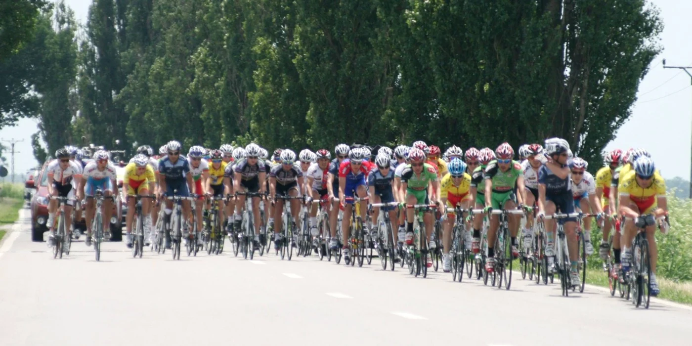 Cicliştii participanţi la Turul României vor traversa judeţul Prahova FOTO Facebook/Turul României