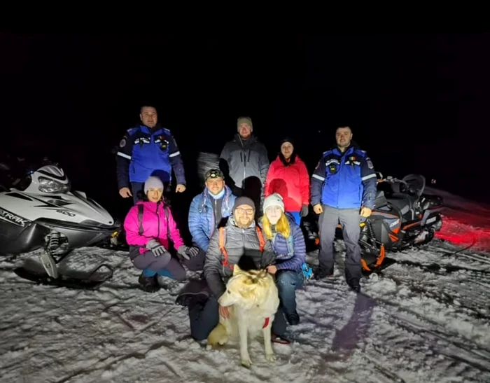 Turiștii salvați de jandarmi în Bucegi FOTO: IJJ Prahova