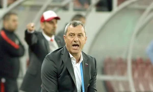 Meciul lui Dinamo  cu CFR Cluj, de  mâine seară, va  fi ultimul pentru  Rednic pe banca  tehnică a “câinilor” jpeg