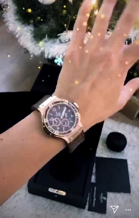 Bianca și-a mărit colecia de ceasuri de lux cu aceast ultim cadou de Crăciun