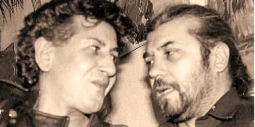 1982. Alături de liderul Phoenix, Nicu Covaci Fotografii: arhivă personală