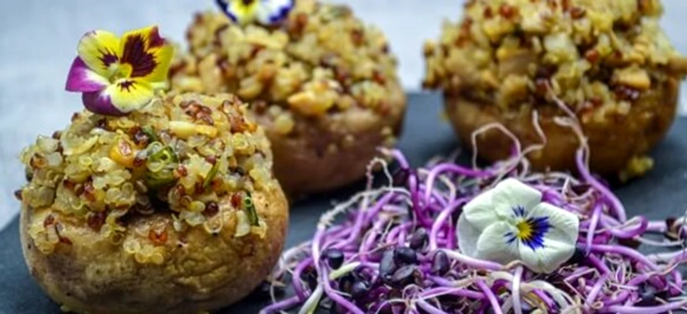 
    Ciuperci umplute cu quinoa  