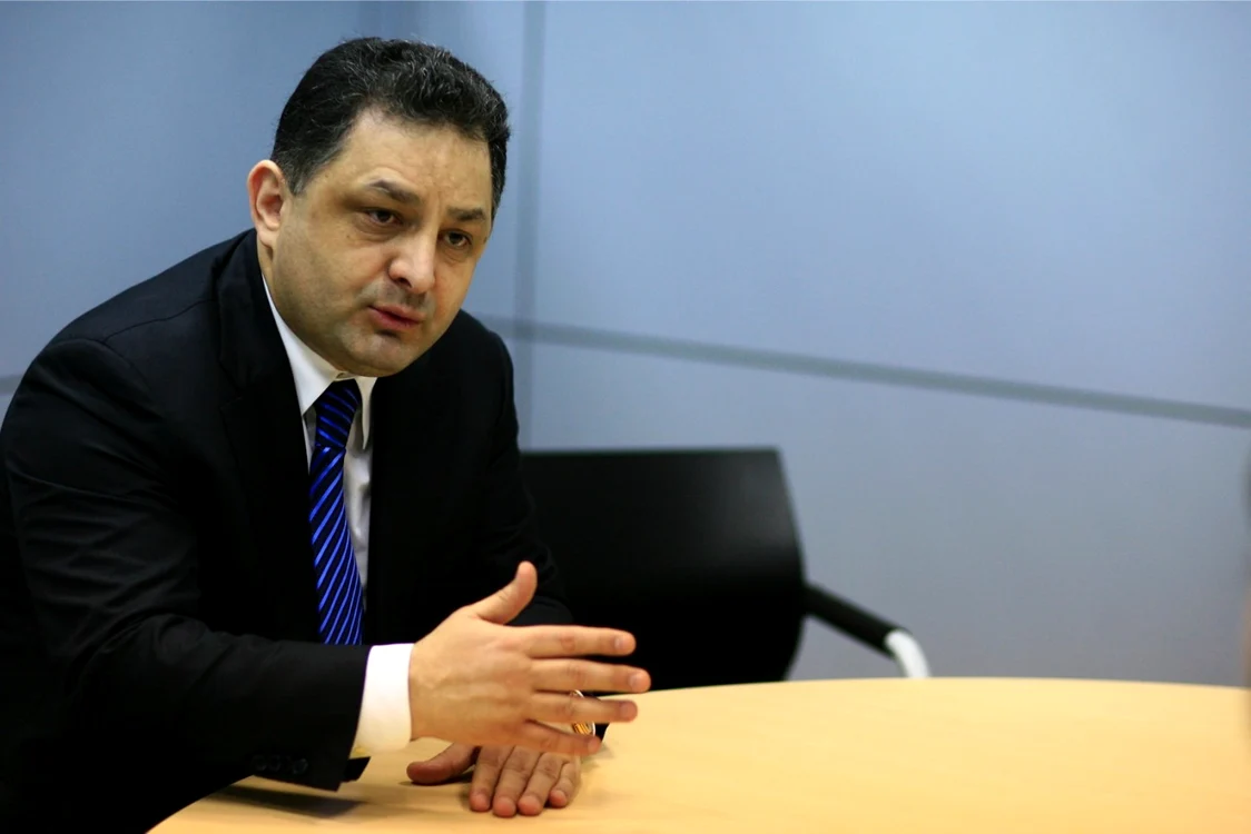 Marian Vanghelie a reacţionat foarte urât atunci când a dat nas-n nas cu paparazzi FOTO Arhiva Adevărul