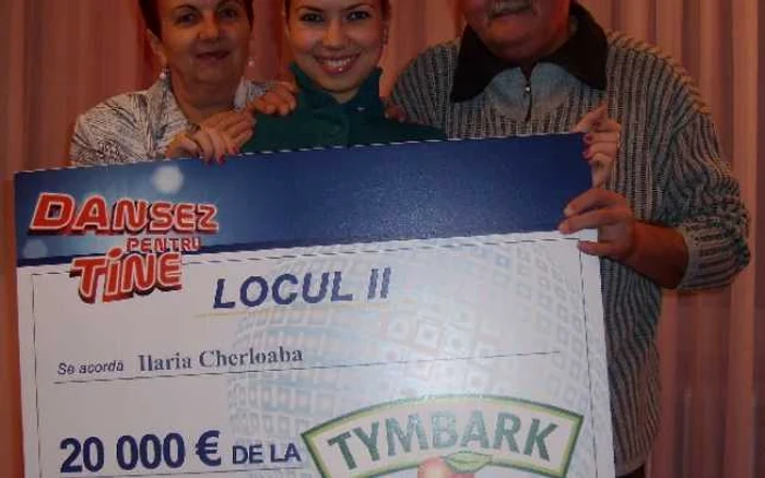 Ilaria cu părinții, după câștigarea concursului