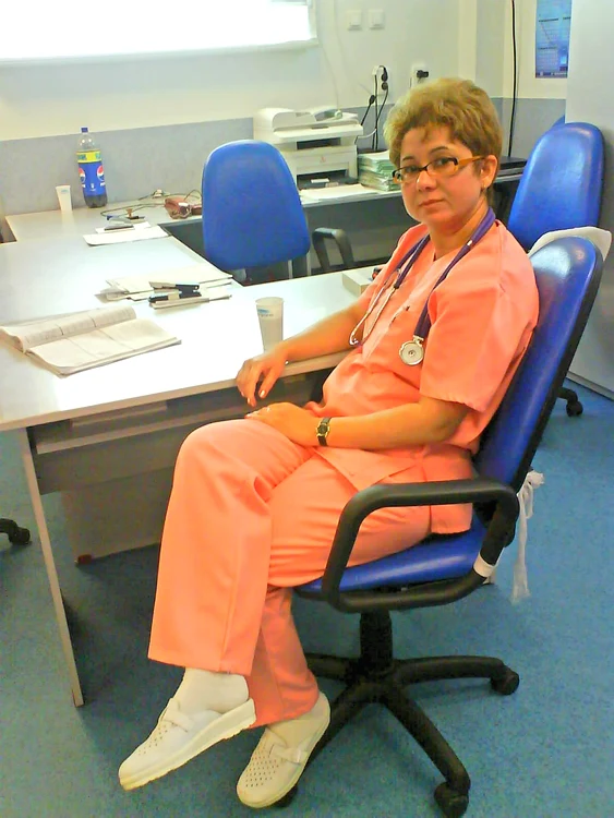 Adela Maria Năsturică, medic primar internist