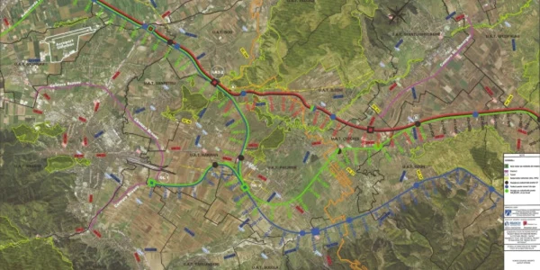 Locuitorii din trei comune sunt nemulţumiţi de traseul Autostrăzii Braşov - Bacău FOTO Bună Ziua Braşov