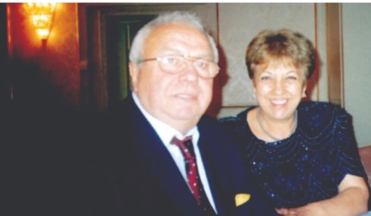 
    Alexandru Arșinel primește o indemnizație pentru că are grijă de soția luifoto: arhiva personală  