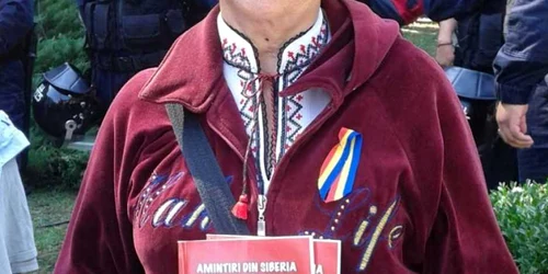 Margareta Cemârtan-Spânu din Basarabia supravieţuitor gulag Siberia la protestul unionist de la Neptun Foto Sînziana Ionescu