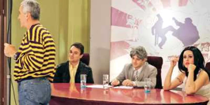 „Mondenii“, în pauza tehnică