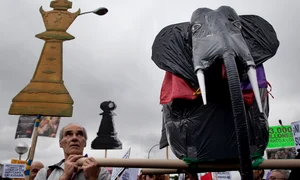 Spaniolii au protestat împotriva regelui lor jpeg