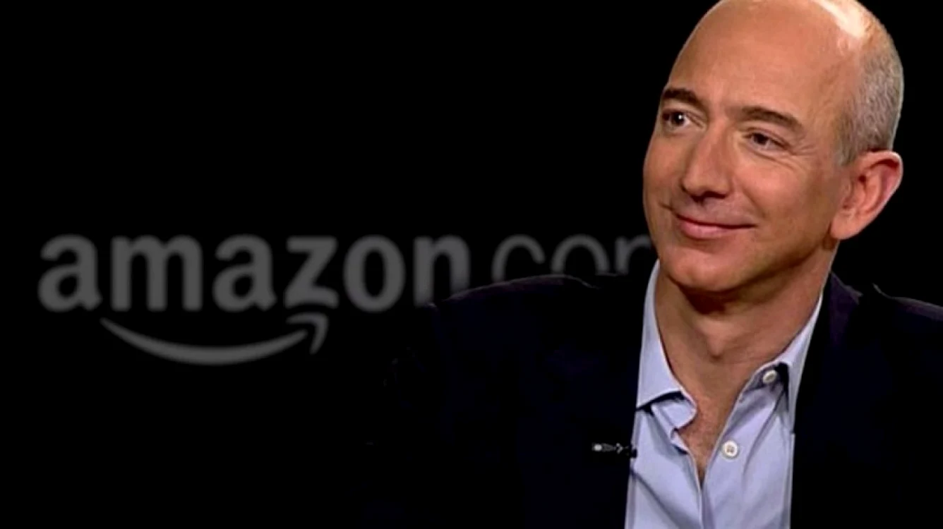 Jeff Bezos se va retrage din funcţia de CEO al Amazon / FOTO Arhivă