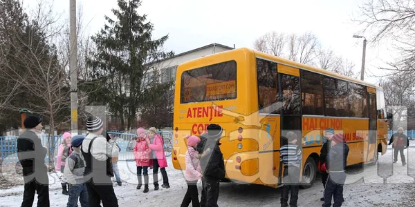 autobuz scolar