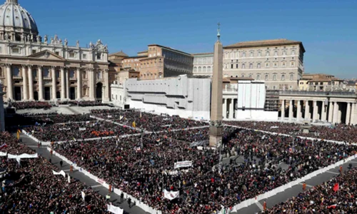 Piata San Pietro Vatican. FOTO Arhivă