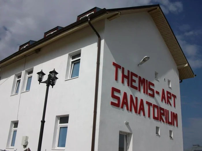 Clinica fără autorizaţie de la Vânători